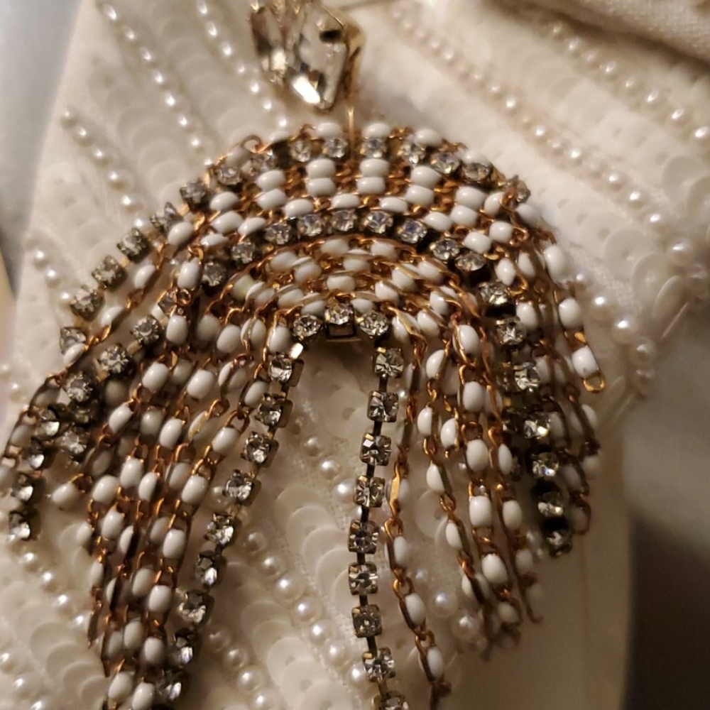Earrings - Picture 2 of 3
